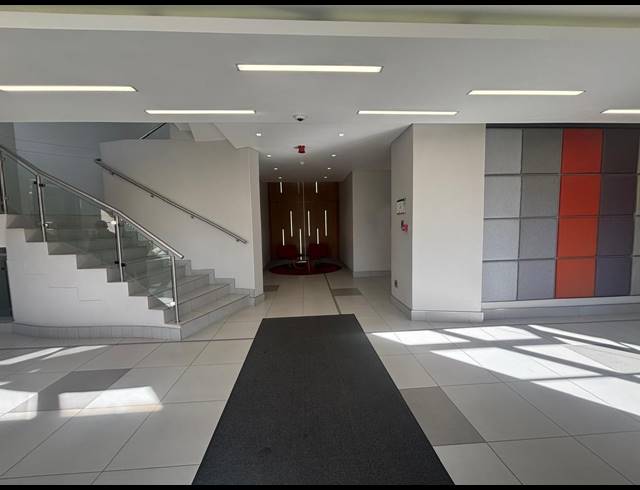 683M² OFFICE TO LET IN TYGER VALLEY